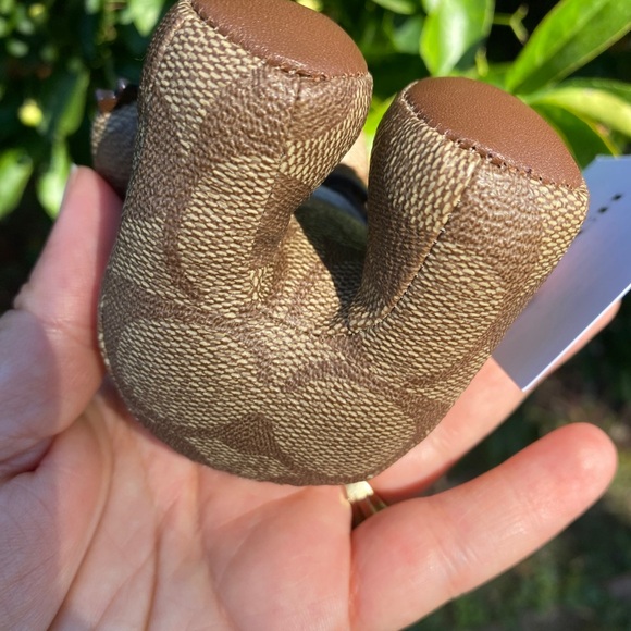 NWT  COACH signature Teddy bear Bag Charm bear - Picture 5 of 13